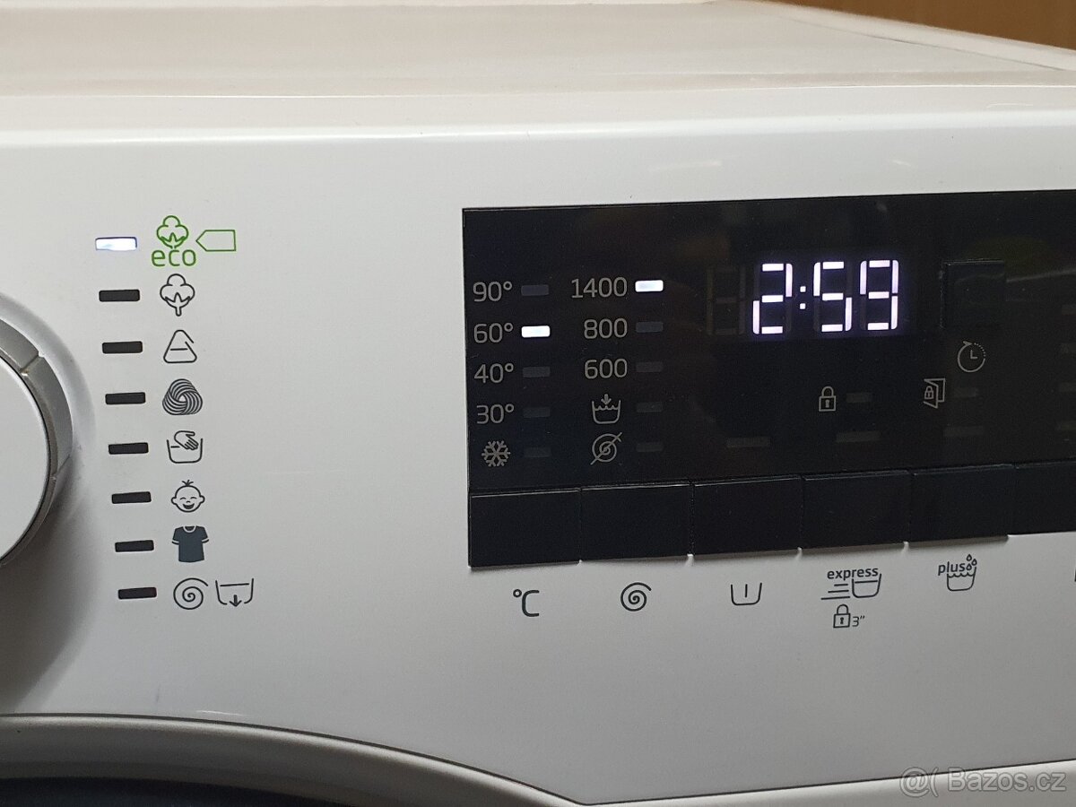 7kg A+++ moderní pračka dovoz autem - 7