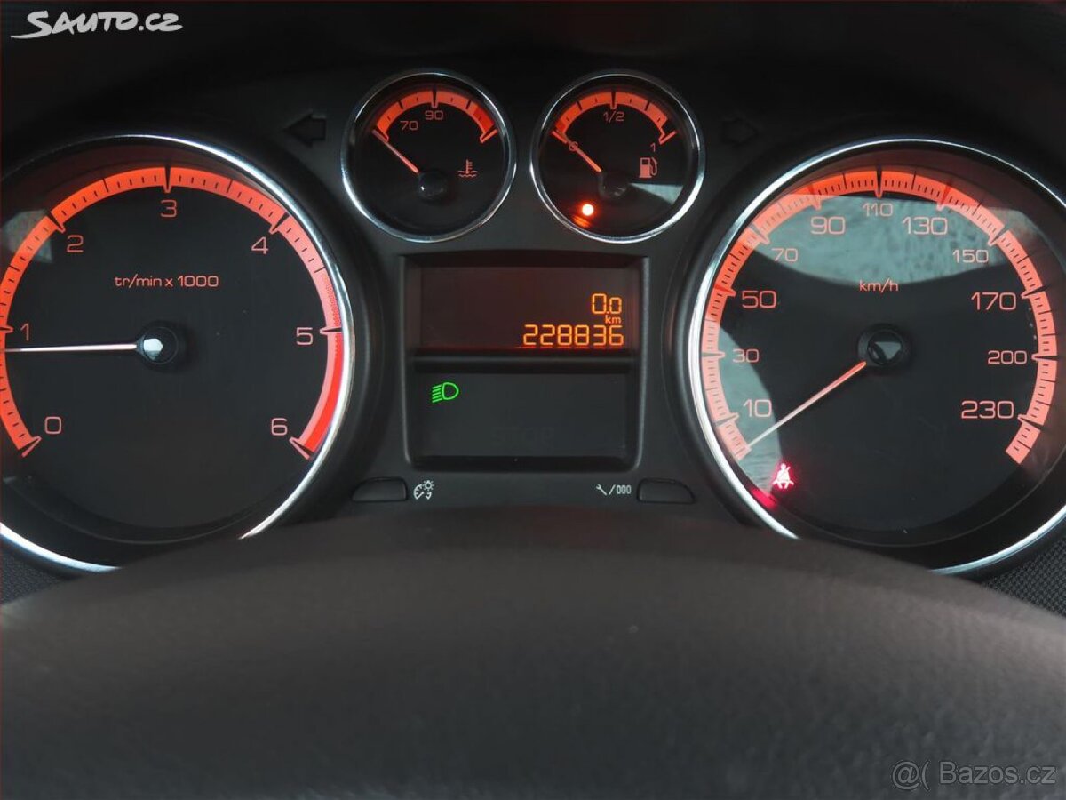 Peugeot 308 SW 1.6 e-HDi 2014 - 7