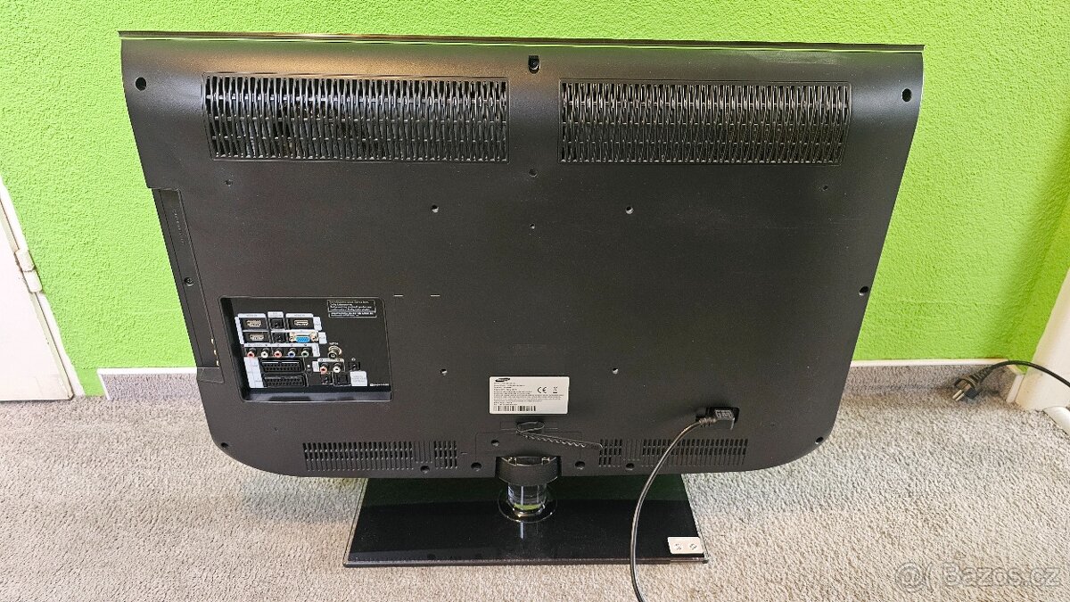 FullHD TV Samsung LE32B551 - 7