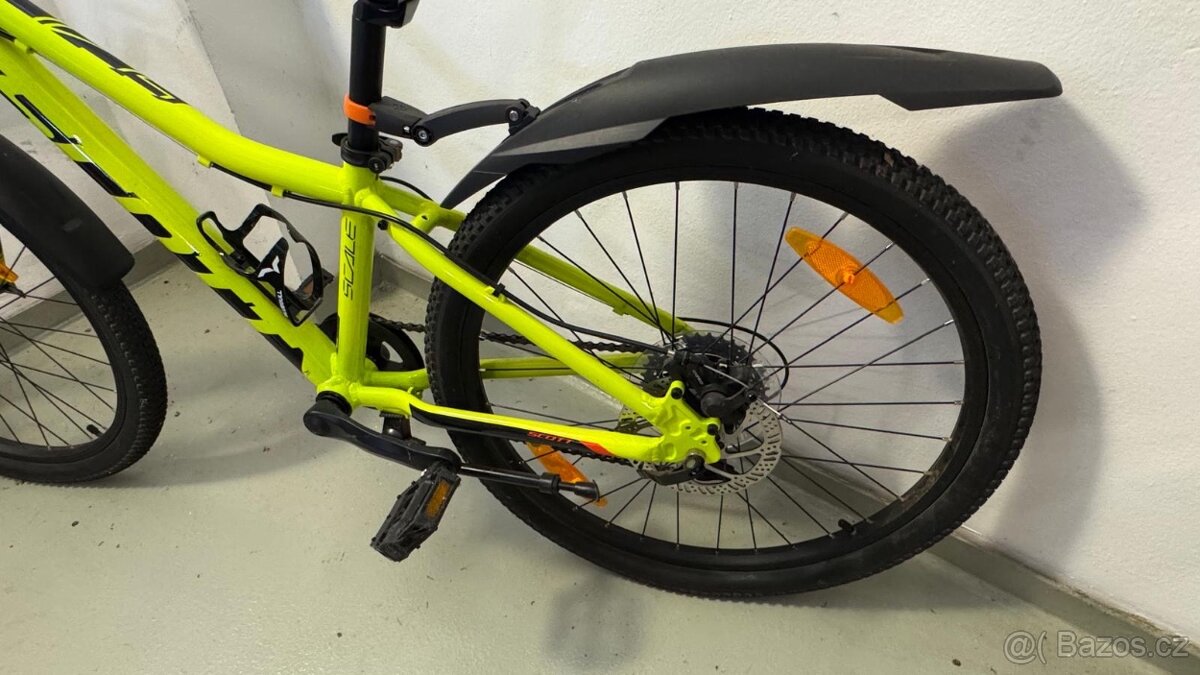 SCOTT Scale Junior vel. 24 - 7