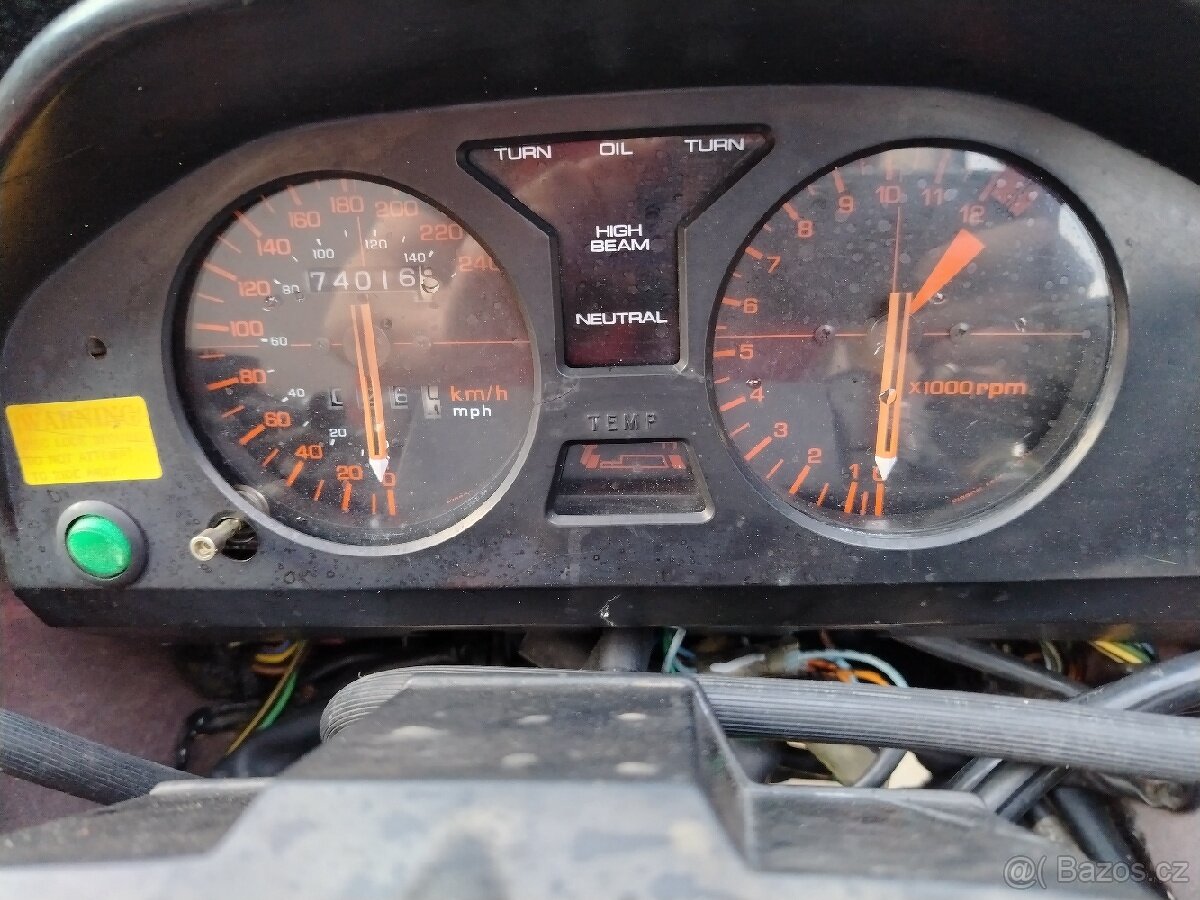 Honda VF 500 Interceptor - 7