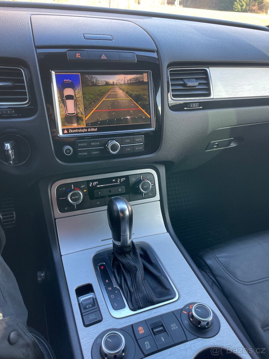 Volkswagen Touareg II 3.0 tdi 176kw 2011 - 7