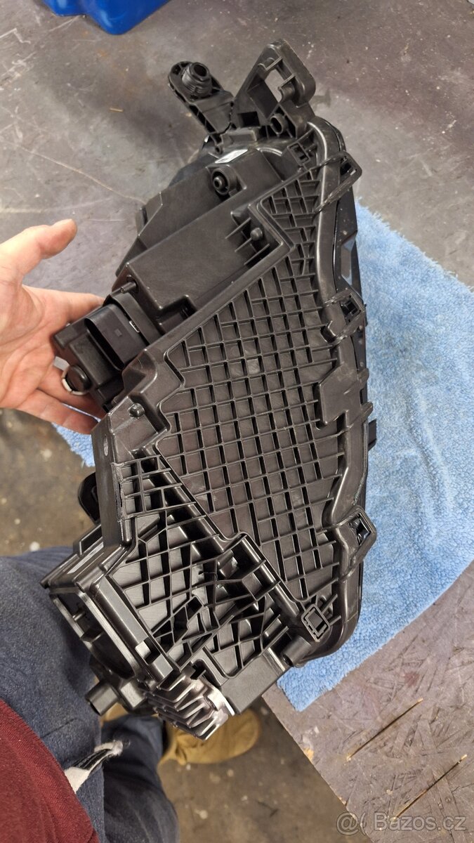 Leve svetlo scala lift 655941015 - 7