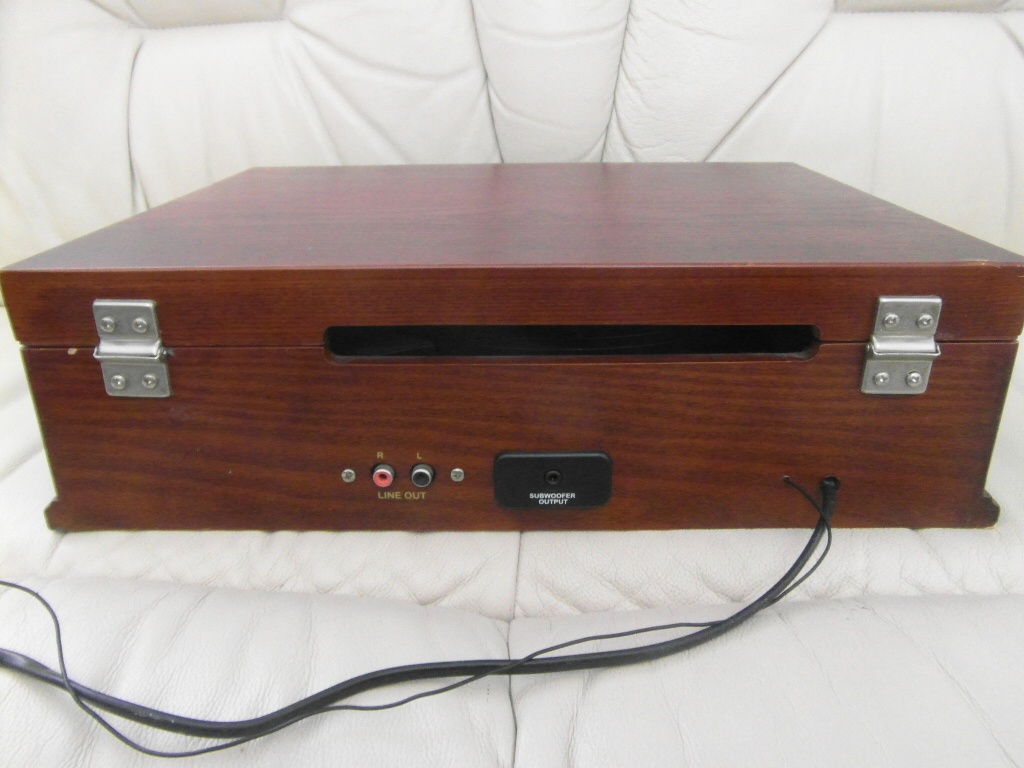 RADIOGRAMOFON- RETRO- HYUNDAI NO-RT 270- TOP STAV - 7