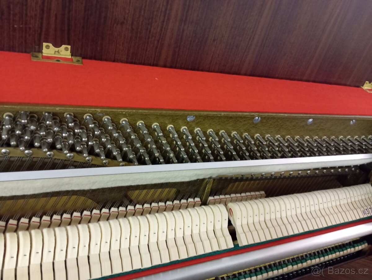 Hellas mod.103-Dovoz po ČR zdarma 24/7 - 7