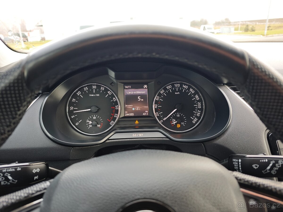 Škoda Octavia 3 Style 1.6Tdi 4x4 Webasto - 7