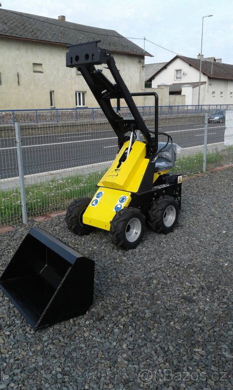 Mininakladače smykové 4x4 N 520 - 7