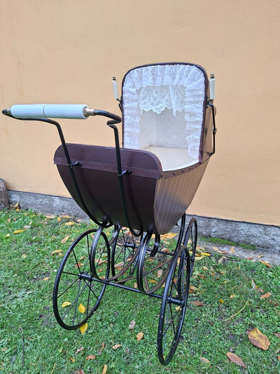 Starožitný kočárek pro panenky č. 637 - 7