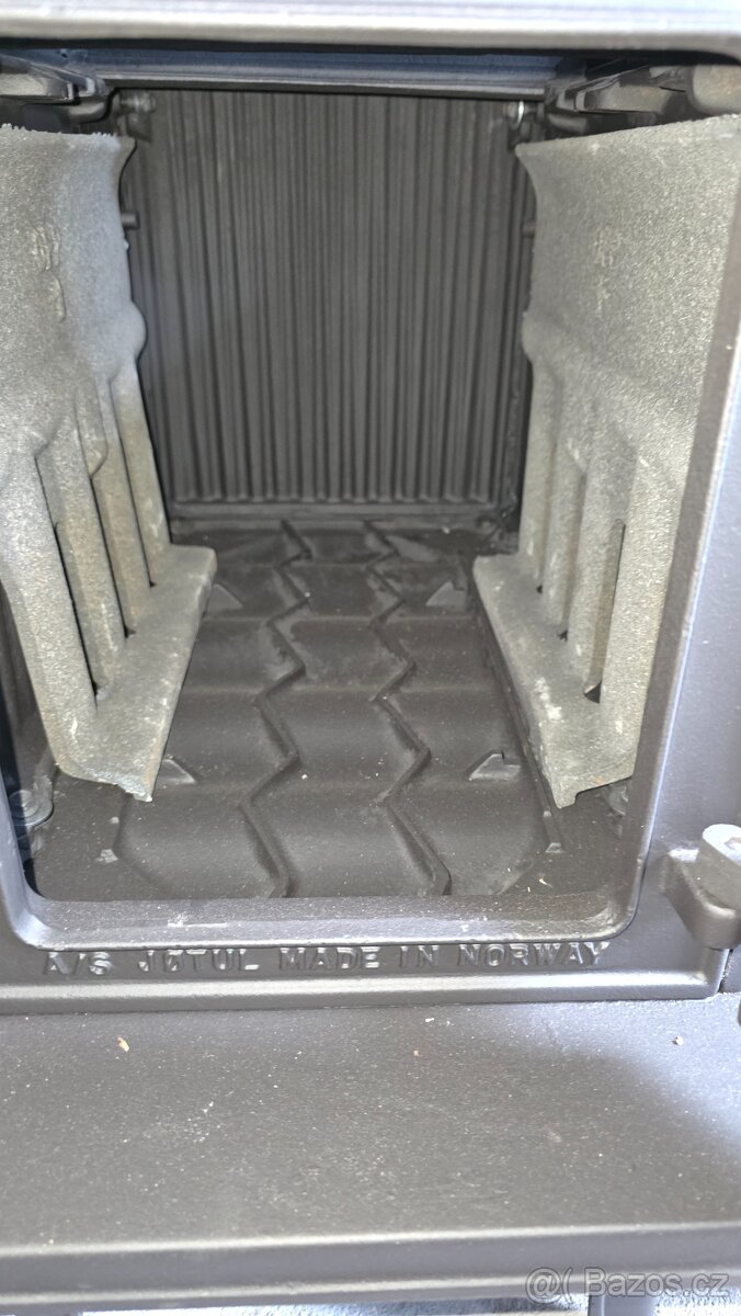 Litinová kamna Jotul F 606 černý lak - 7