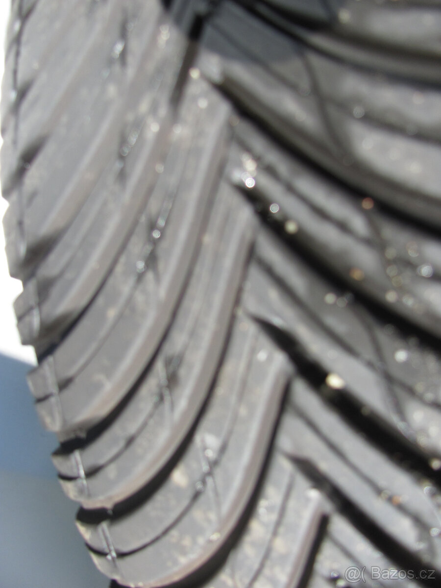Kola 245/45 R18 - 7