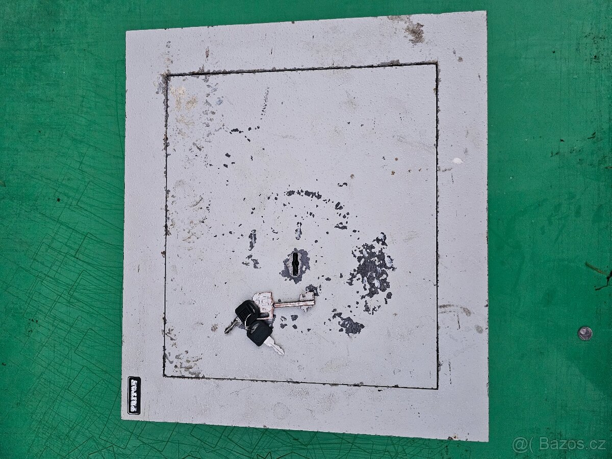 TREZOR NA ZAZDĚNÍ DO ZDI, PODLAHY - 7