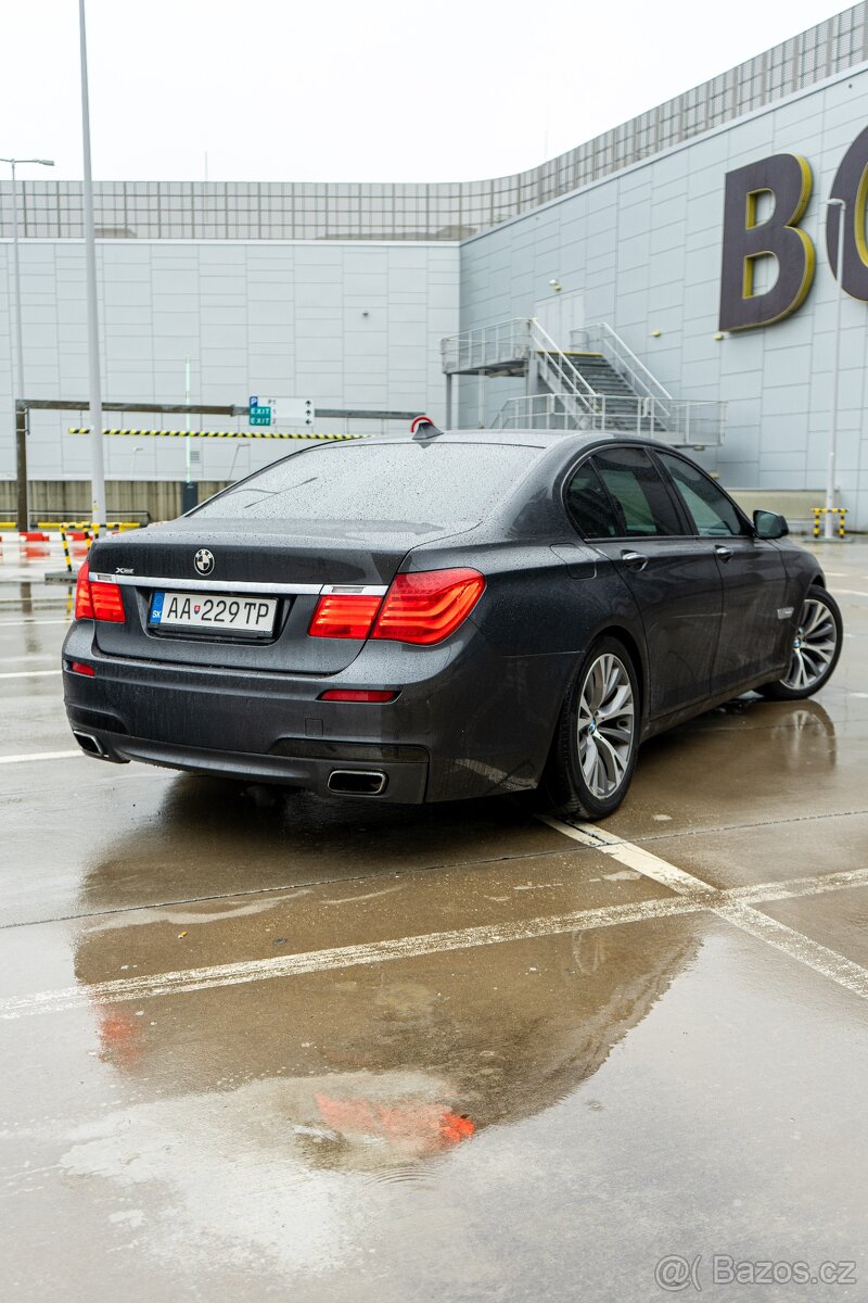 BMW Rad 7 740d - 7