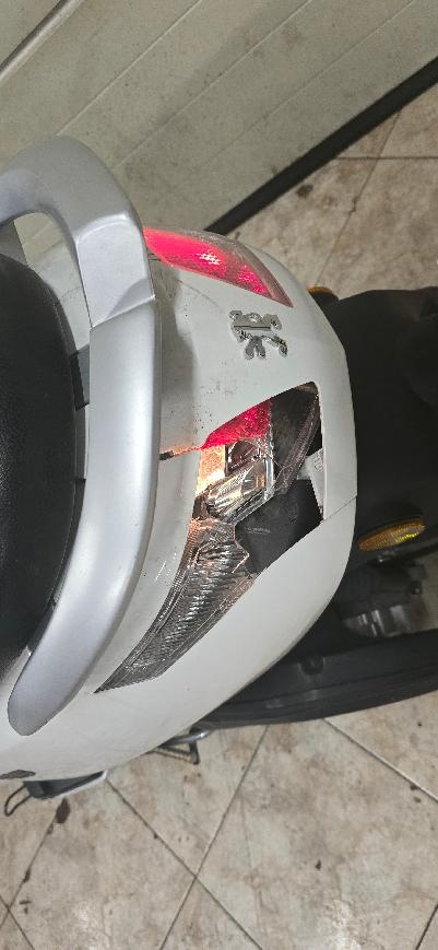 Peugeot New Vivacity 125 V2 5kw rok-2012 najeto 9tis/km - 7