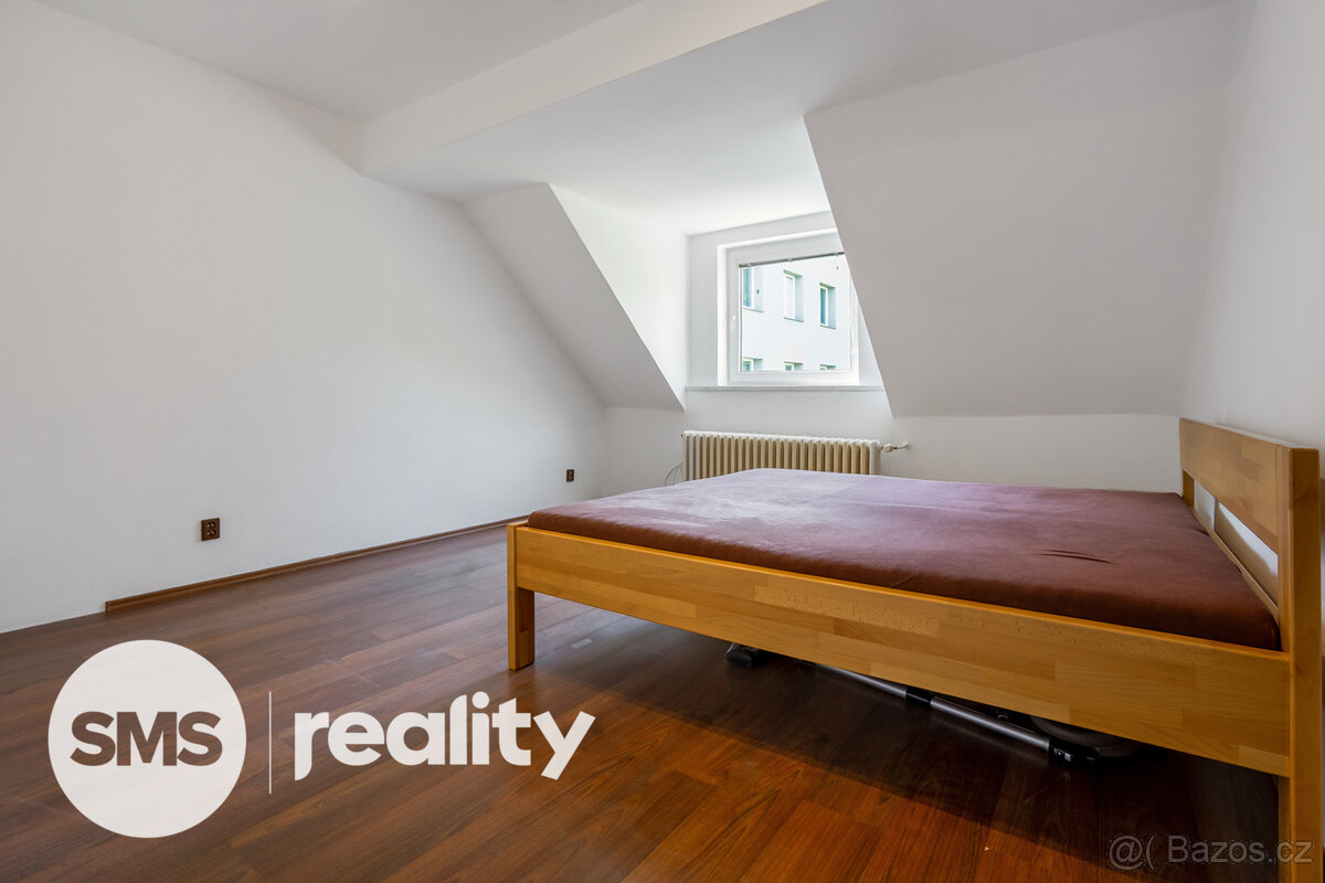 Prodej prostorného bytu 3+1 (99,6 m²) – Frýdek-Místek, ul. E - 7