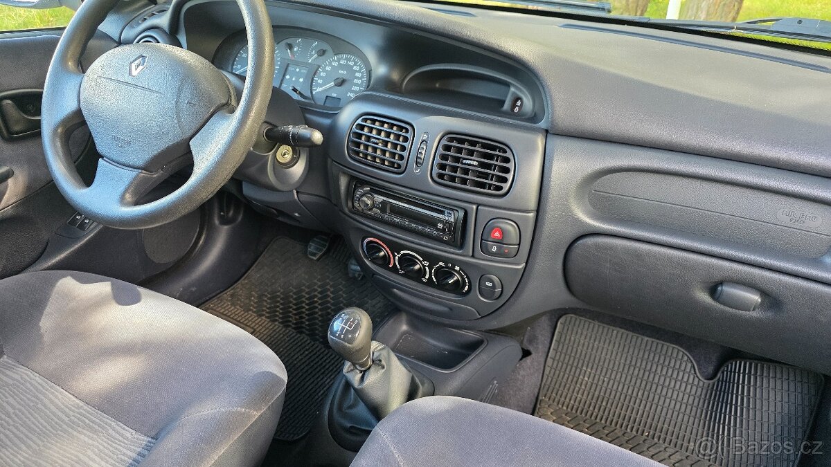 Renault megane 1, 6 16v - 7