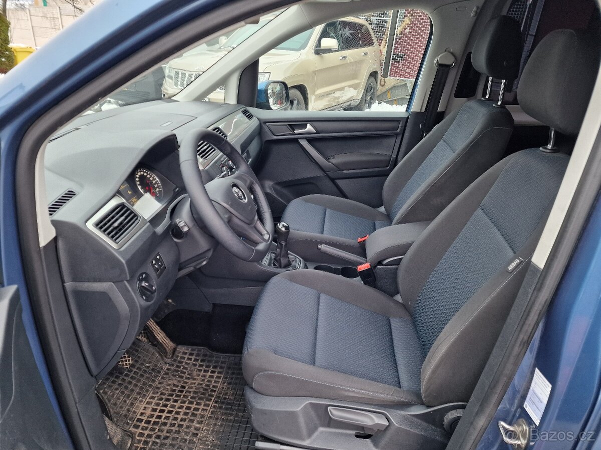 Volkswagen CADDY MAXI 2,0TDI 7MÍST TAŽNÉ - 7