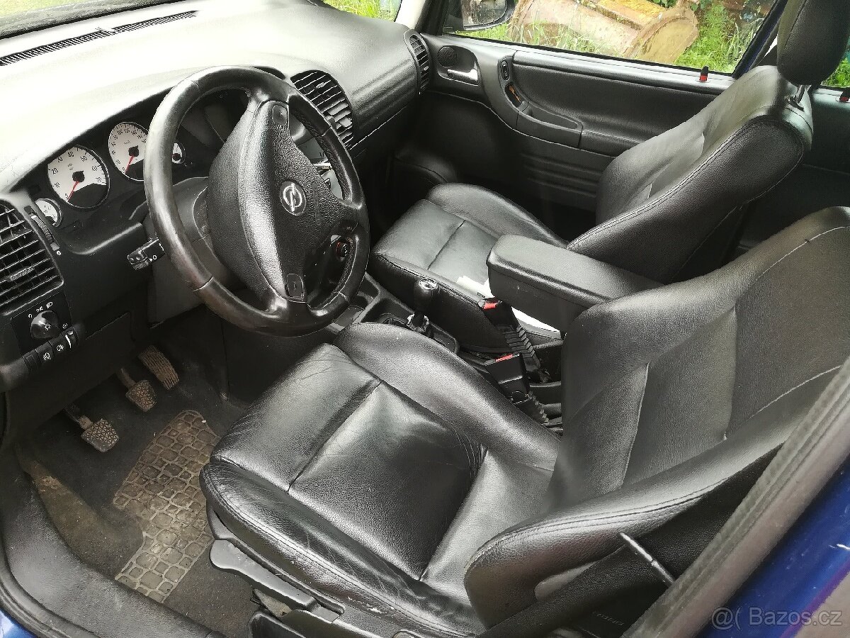 Prodám dily Opel Zafira 2.2i irmscher - 7