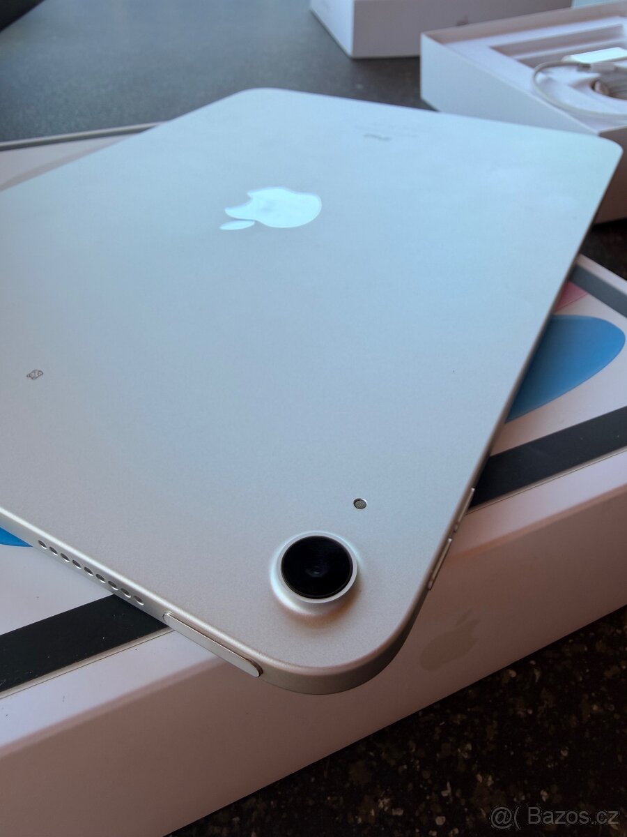 Apple iPad - 7