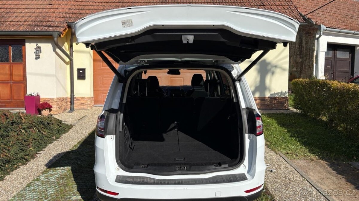Ford Galaxy, 7 míst, 140 kW - 7