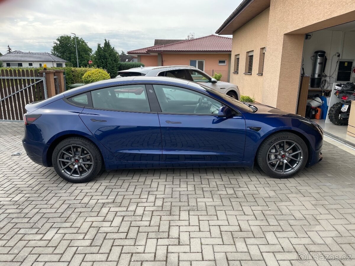 Tesla model 3 RWD 12/2022 - 7
