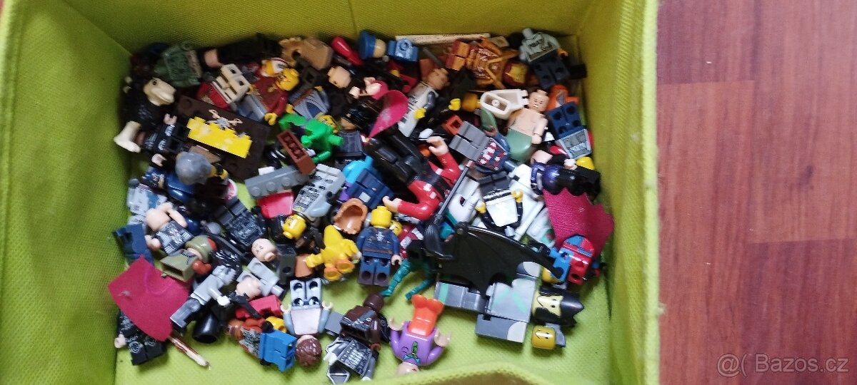 LEGO + figurky + návody + 5 kg kostek / Batman, Star Wars, C - 7