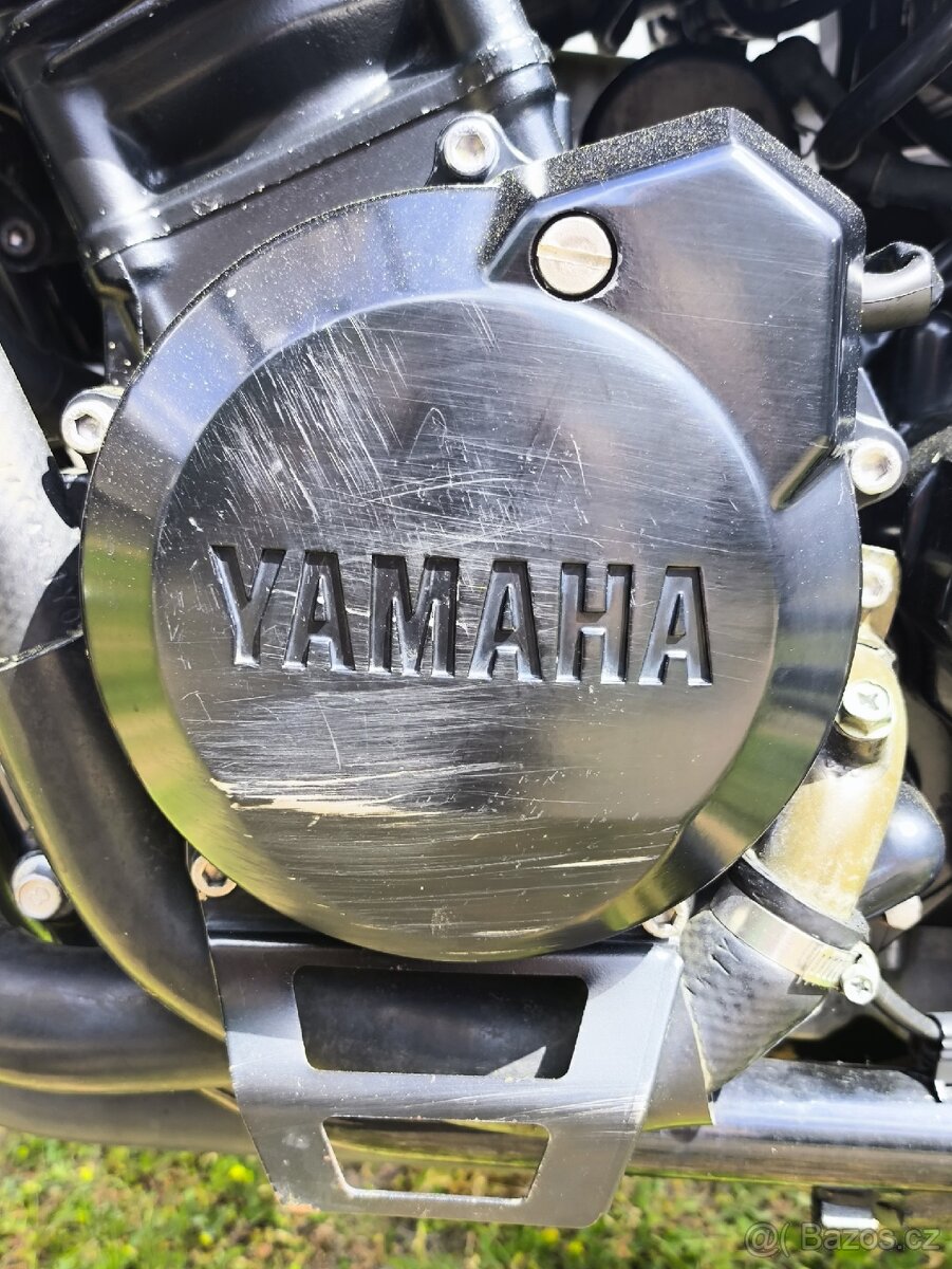 Yamaha FZS 600 - 7