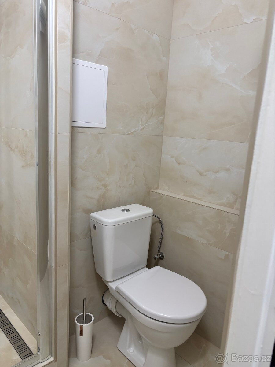 1+kk Apartment in Hradec Králové, Slezské Předměstí-sever, Věkoše – další