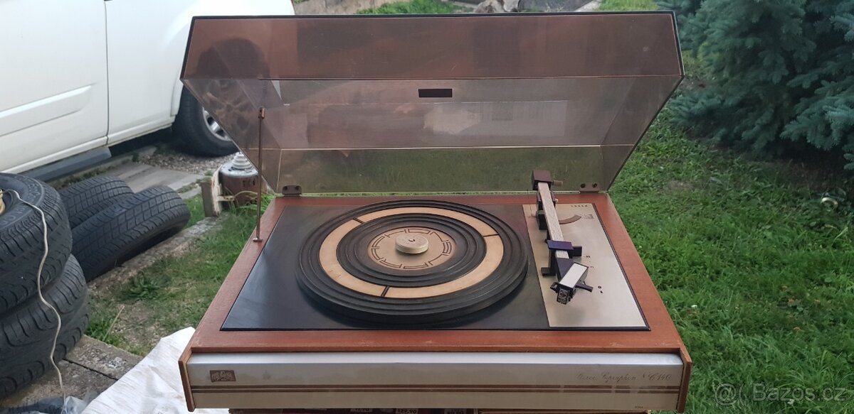 Tesla -Supraphon gramofon - 7