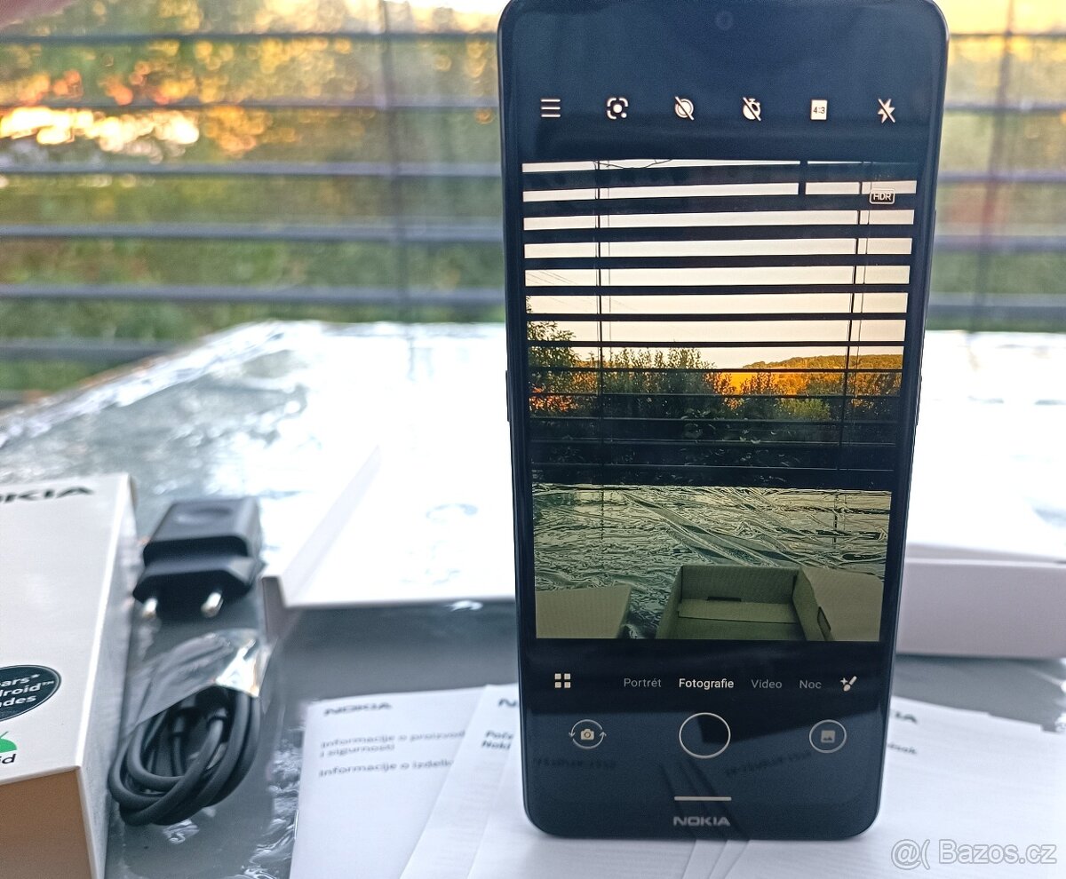 Nový mobilní telefon Nokia 2.4 - nepoužitý, kompletní balení - 7