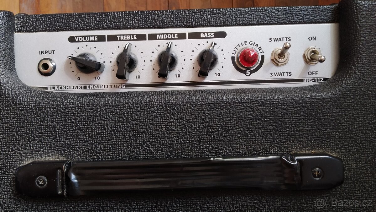 Kytarové celolampove kombo Black Heart BH15-112 - 7