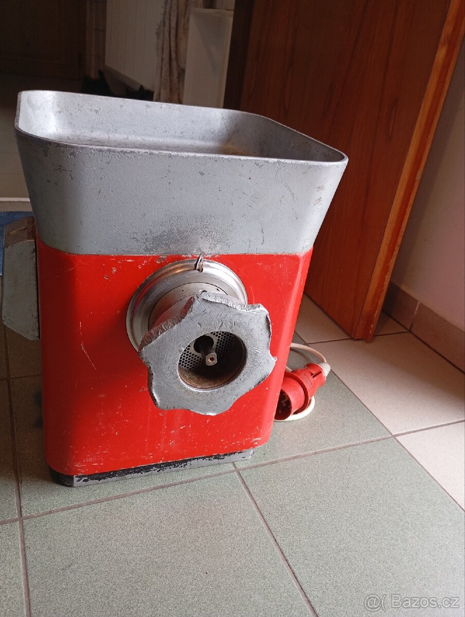 Mlýnek na maso - 7