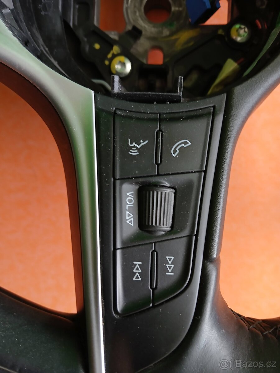 ALFA ROMEO STELVIO ROLETKA KUFRU+VOLANT PRO ADAPTIVNÍ TEMPOM - 7