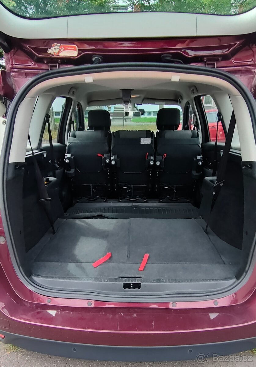 Grand Scenic 7 míst - 7