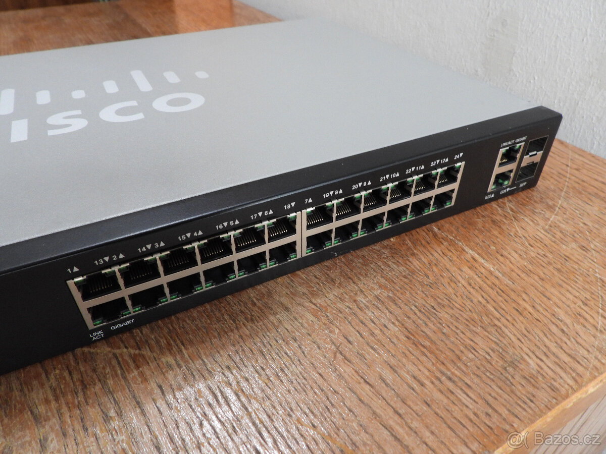 1U switch Cisco SG200-26 gigabit 2x Combo SFP 10/100/1000Mbp - 7