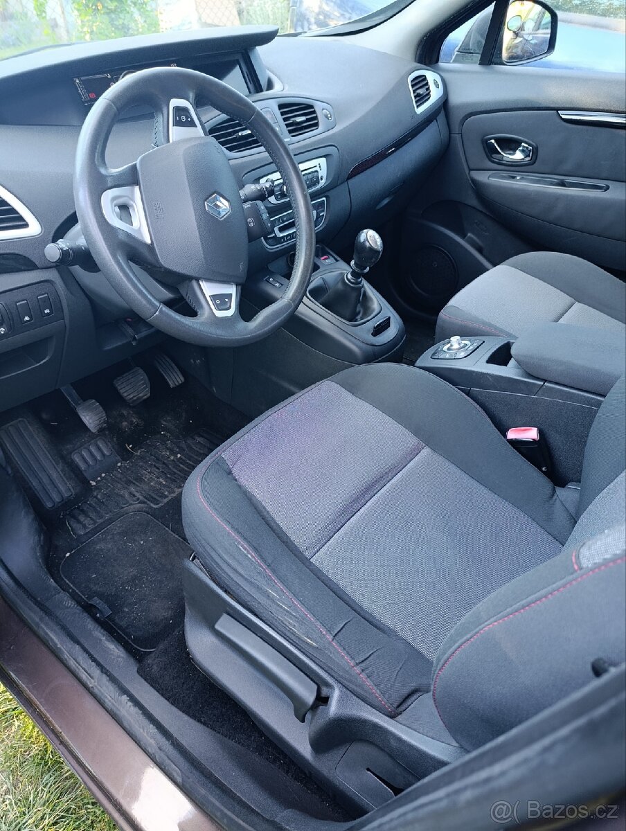 Prodám Renault Grand Scénic 1.6tdci - 7