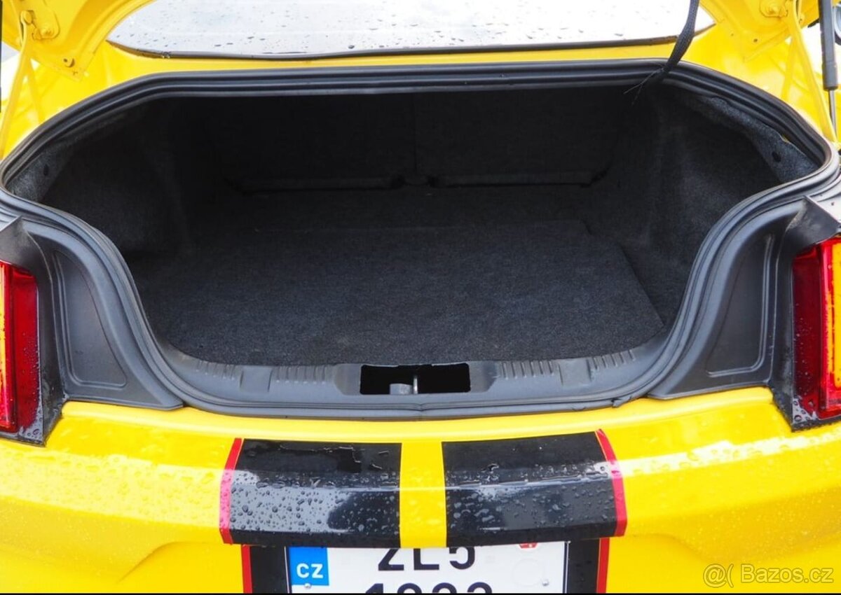 Ford Mustang 3.7,6V, - 7