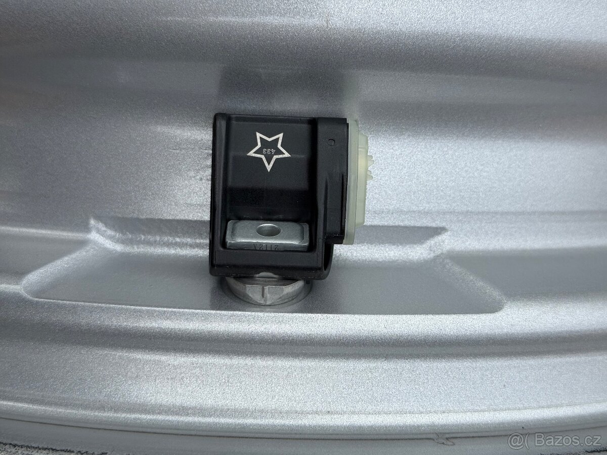 Prodám ALU disky, sadu, originál BMW 6868217 - 7