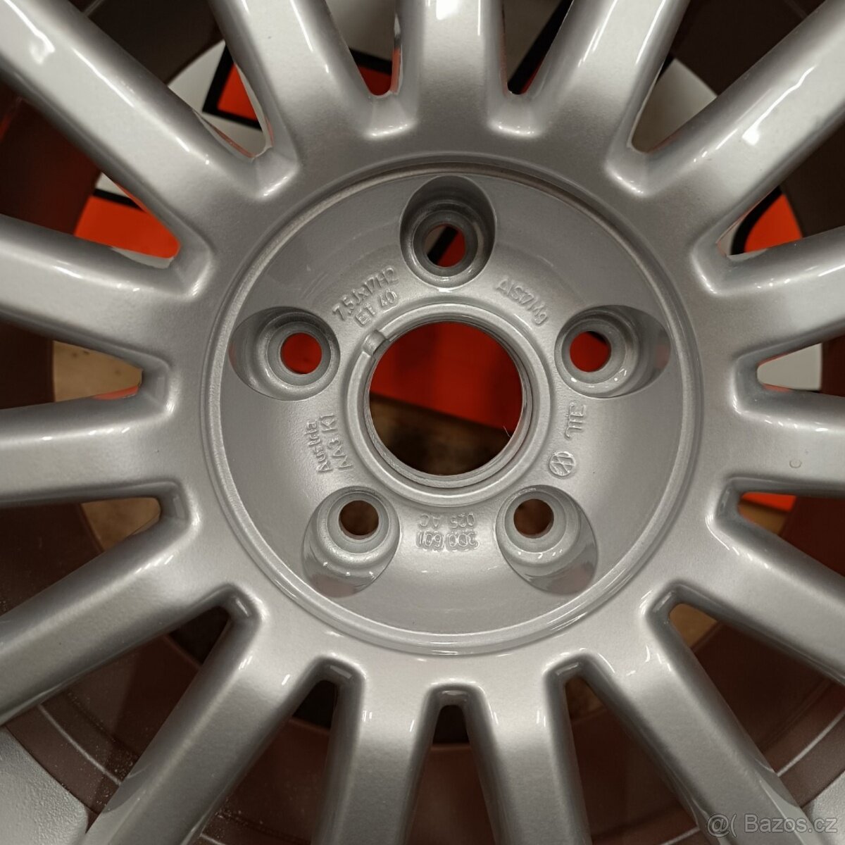 Originální kola Volkswagen Passat 17", PO RENOVACI - 7