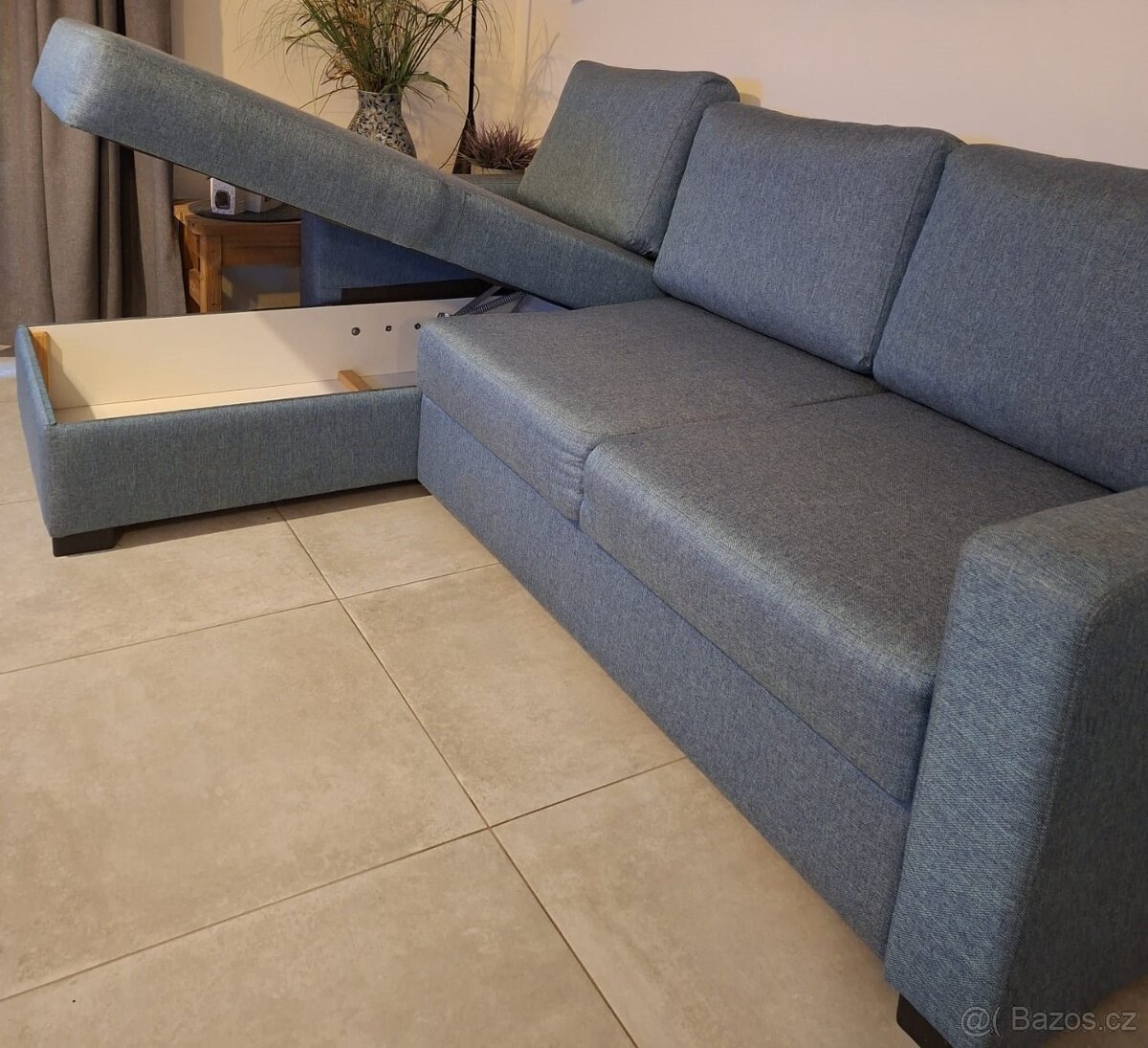 Rozkládací sedačka s úložným prostorem - 7