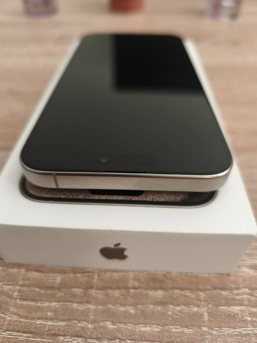 Apple iPhone 15 Pro Max, 256gb - 7