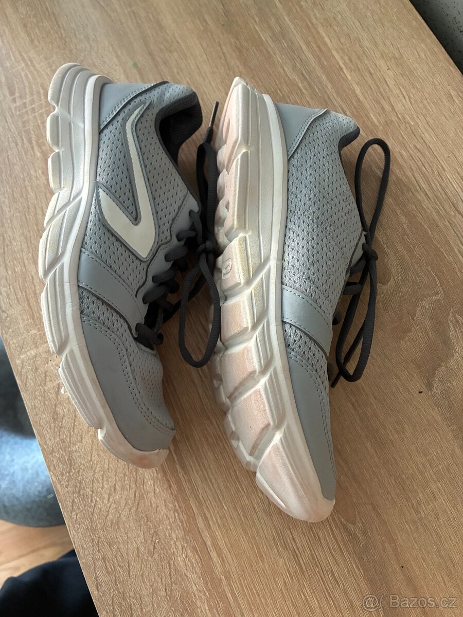 Tenisky, botasky, Decathlon vel 40 - 7