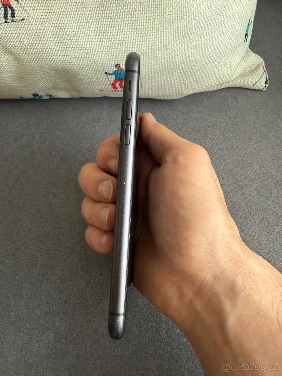 iPhone 11 – 64 GB – Black - 7