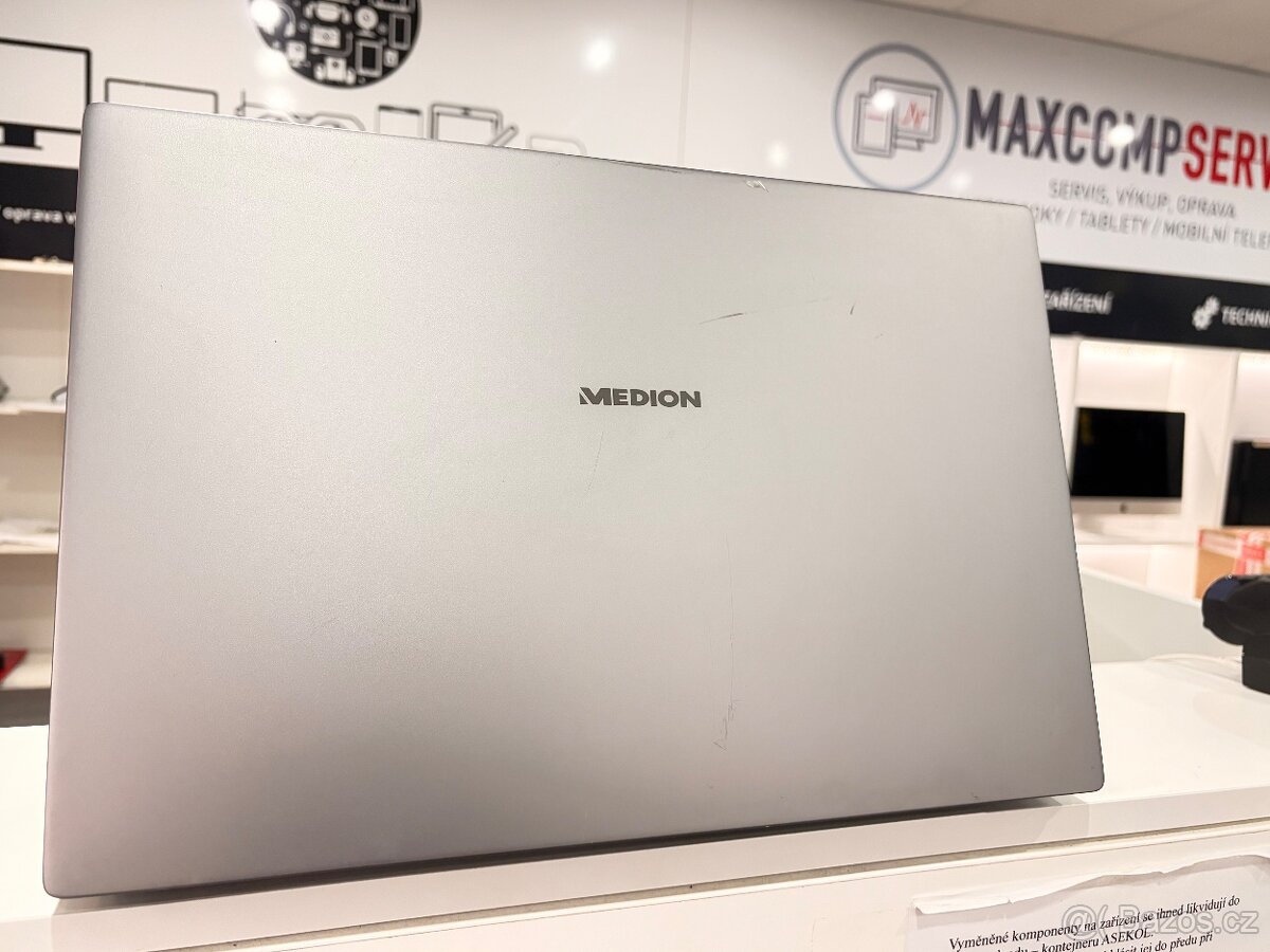 MEDION AKOYA P15647 - 7