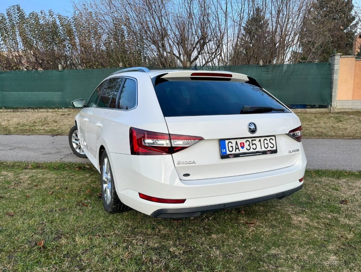 Škoda Superb Combi 2.0 TDI - 7