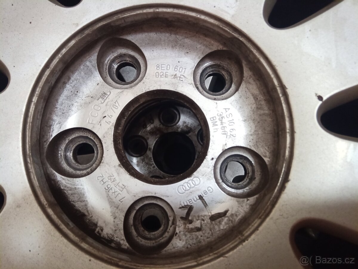 Zimní pneu 205/55 r16 - 7