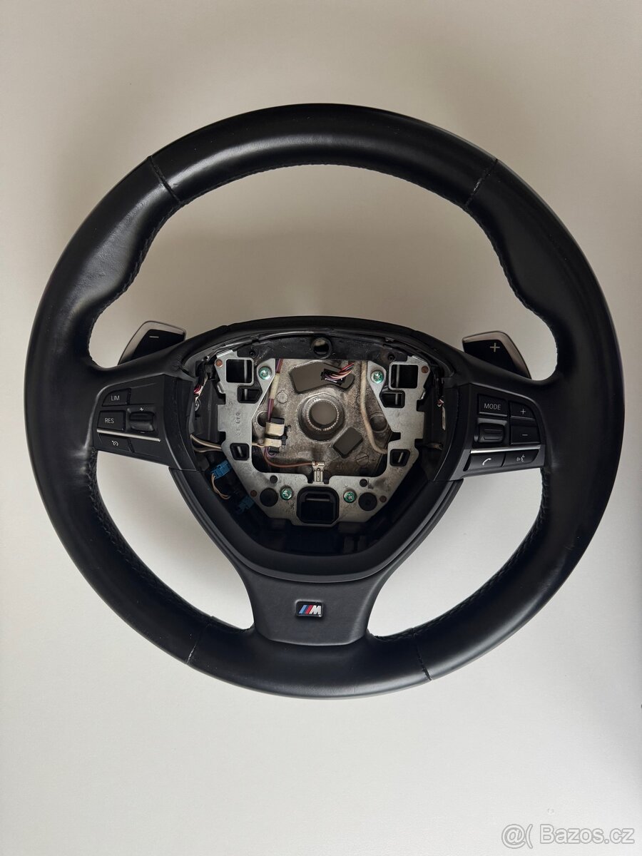 Volant M bmw f10/f11 - 7