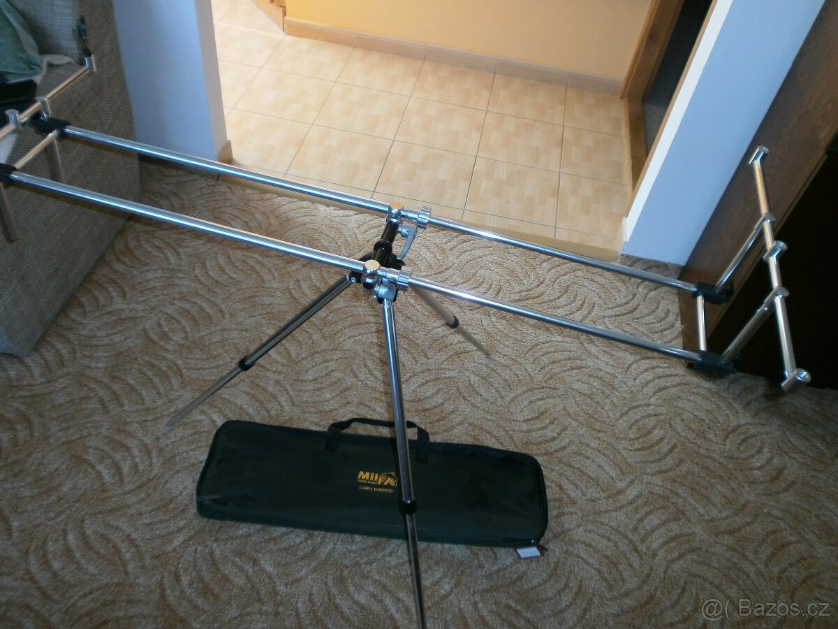 Prodám stojany na rybářské pruty - 7