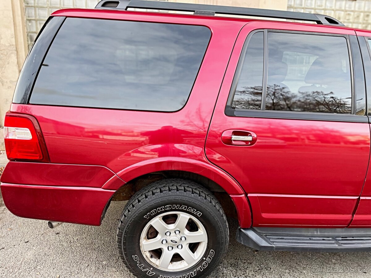 FORD EXPEDITION 5.4 V8 LPG 1.MAJITEL V ČR NOVÁ STK - 7