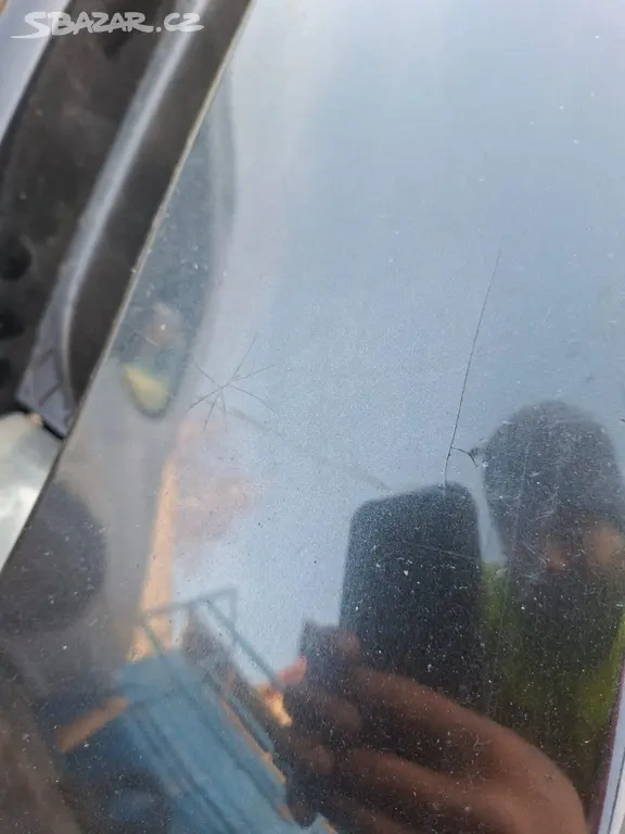 Přední nárazník bmw e90/e91 pro xenon světla+PDC - 7