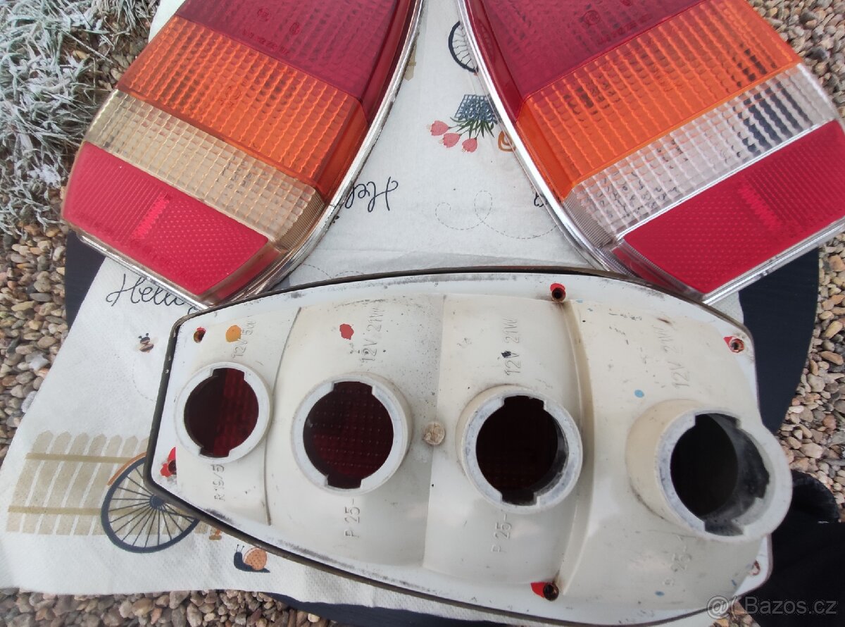 Světla Veterán Auto Škoda - 7